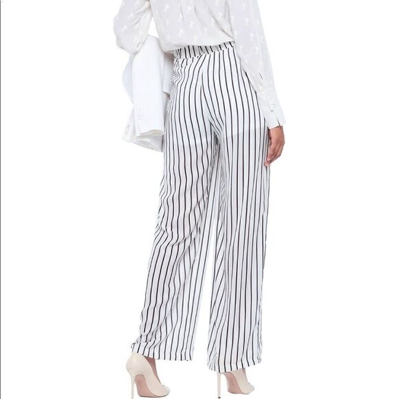 Guess casual striped pants size small - Picture 2 of 7